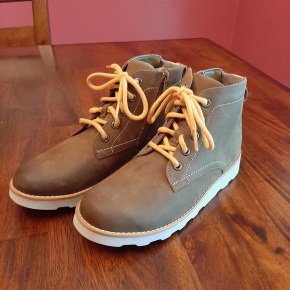 clarks shoes children's boots